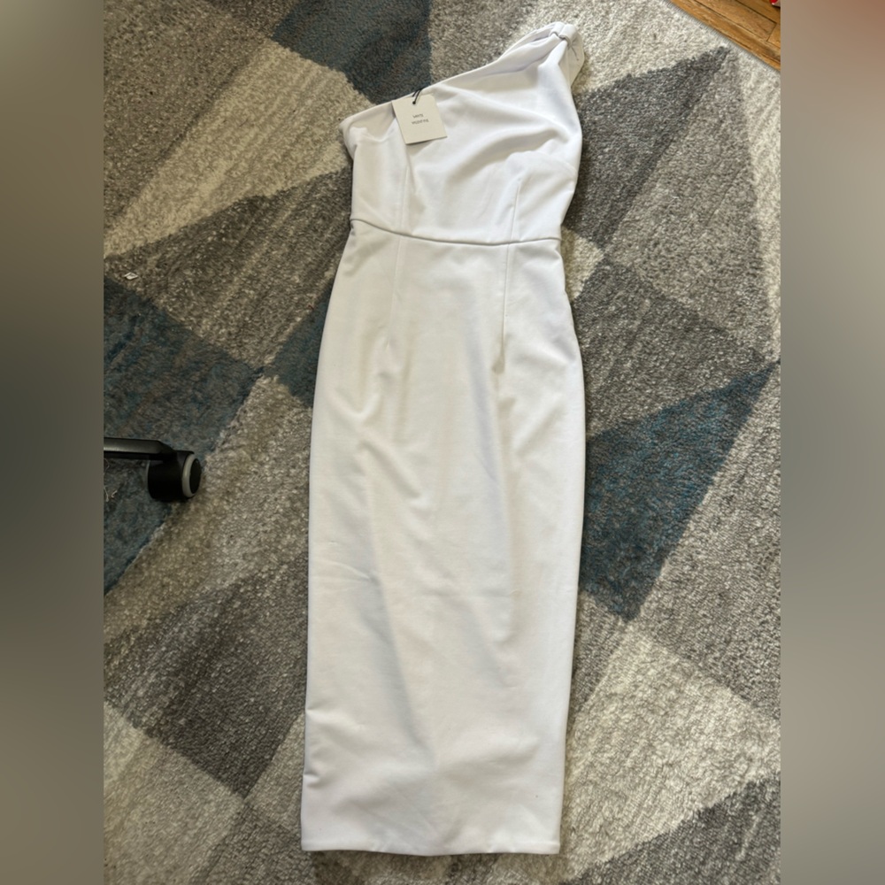 NWT Elegant White One-Shoulder Dress